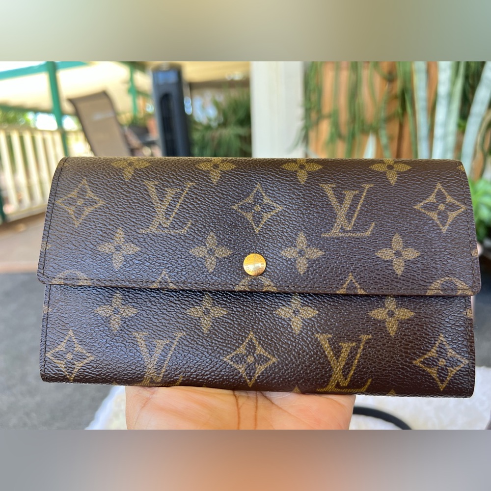 Louis Vuitton Brown Monogram Wallet - Picture 3 of 13